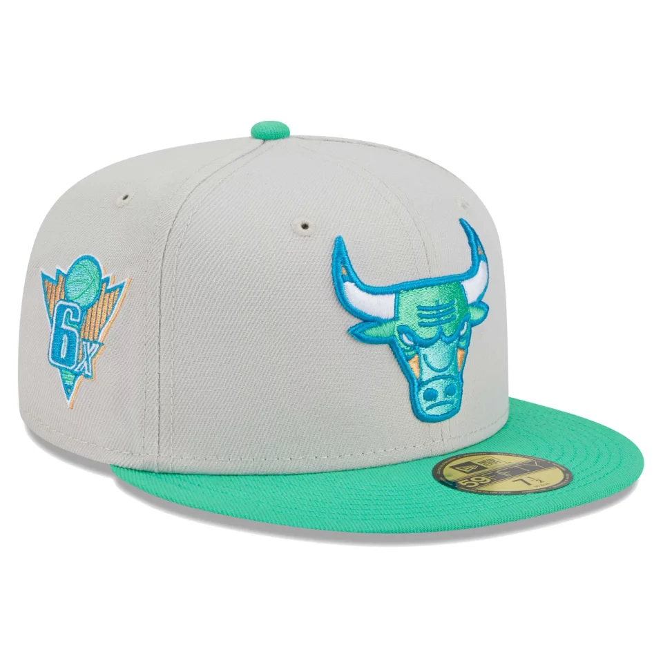 Core Storage Men's New Era Chicago Bulls Cream and Green 59FIFTY Fitted Hat