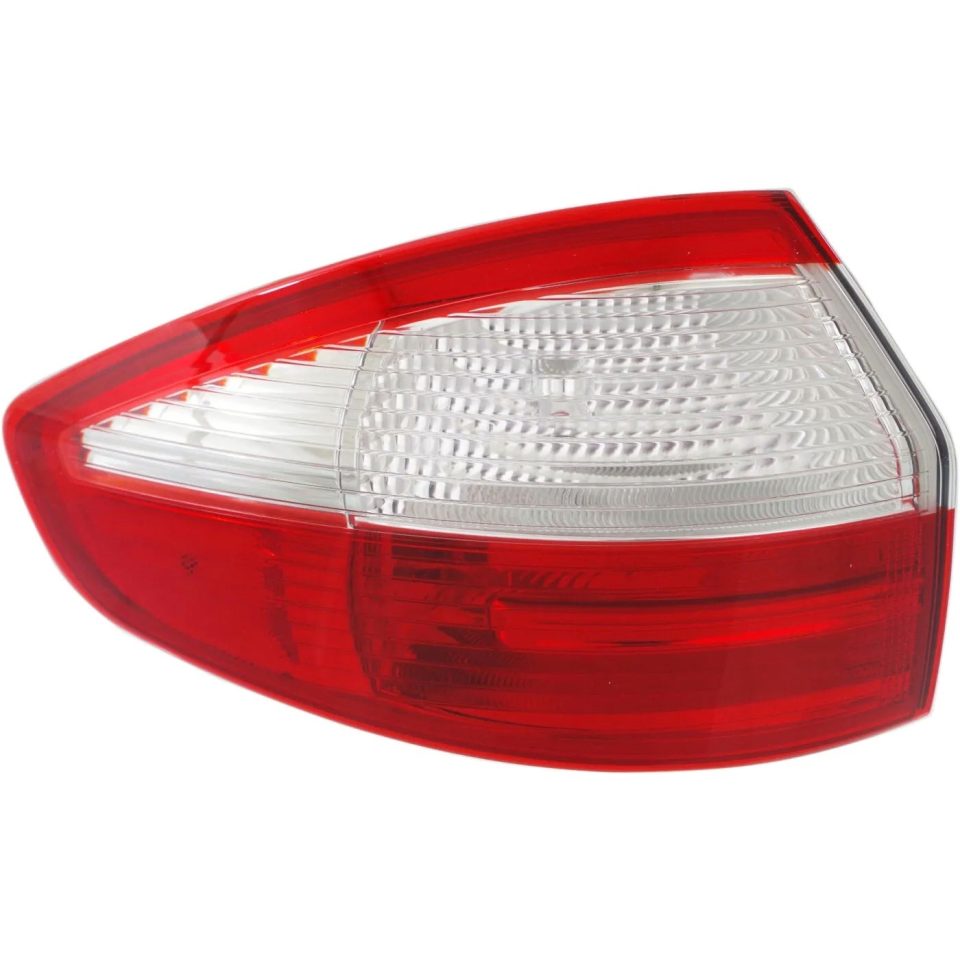 Travel Long-Lasting Tail Light For 2014-2018 Ford Fiesta Driver Side Outer