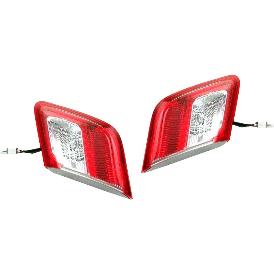 Versatile Best-Selling Rear Inner Brake Light Taillight Taillamp Pair Set for 10-11 Camry US Built